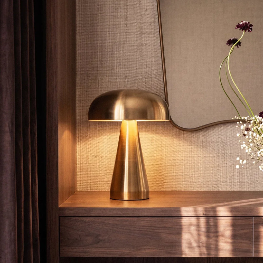 Veloura Table Lamp